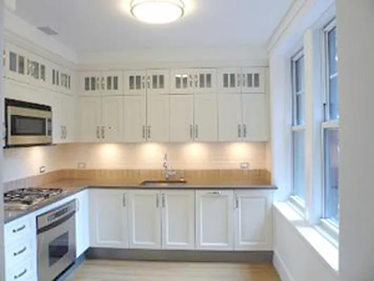 Rented by Corcoran | media 22