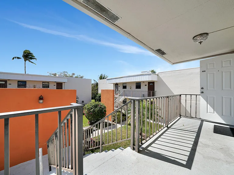 516 Osprey Dr #16C — Photo 43