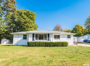 308 Esser St, Washington, IL 61571