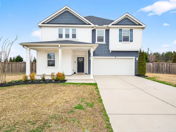 31 Wood Barn Ct, Fuquay Varina, NC 27526