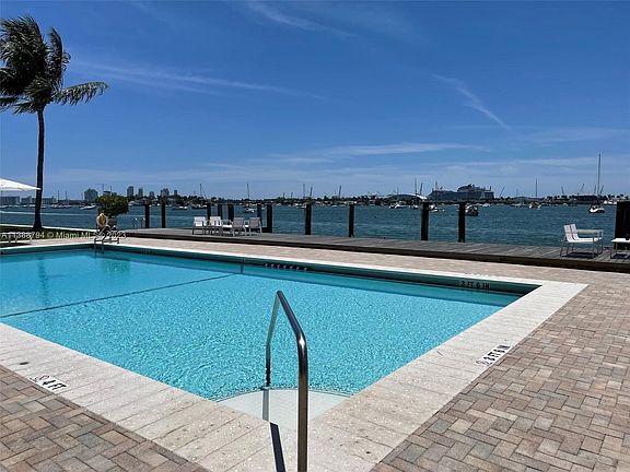 2nd image of 1140 Venetian Way APT 2D