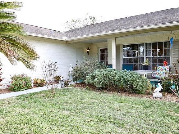 2nd image of 10605 Salamanca Dr