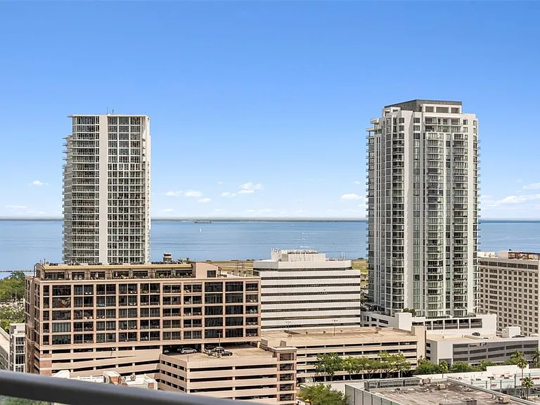 400 Central Ave #1903 — Photo 44