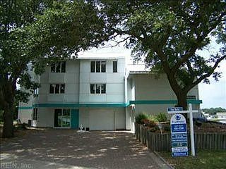 1st image of 2996 Island Ln
