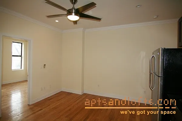 Rented by aptsandlofts.com | media 32