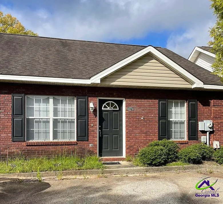 2 bed, 2.0 bath, 962 sqft, $1,220 — Photo 1