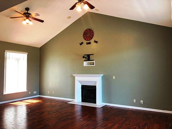2nd image of 3707 Serendipity Ln