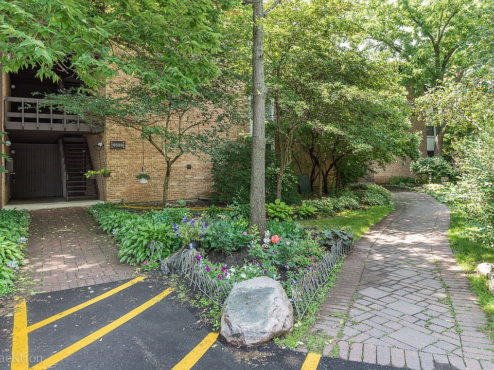 1st image of 5533 E Lake Dr APT A