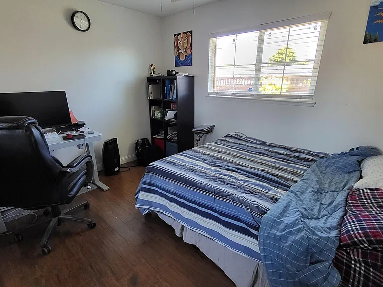 Bedroom-1