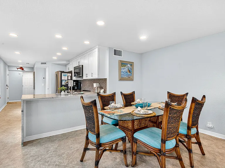2100 Gulf Blvd #11 — Photo 16