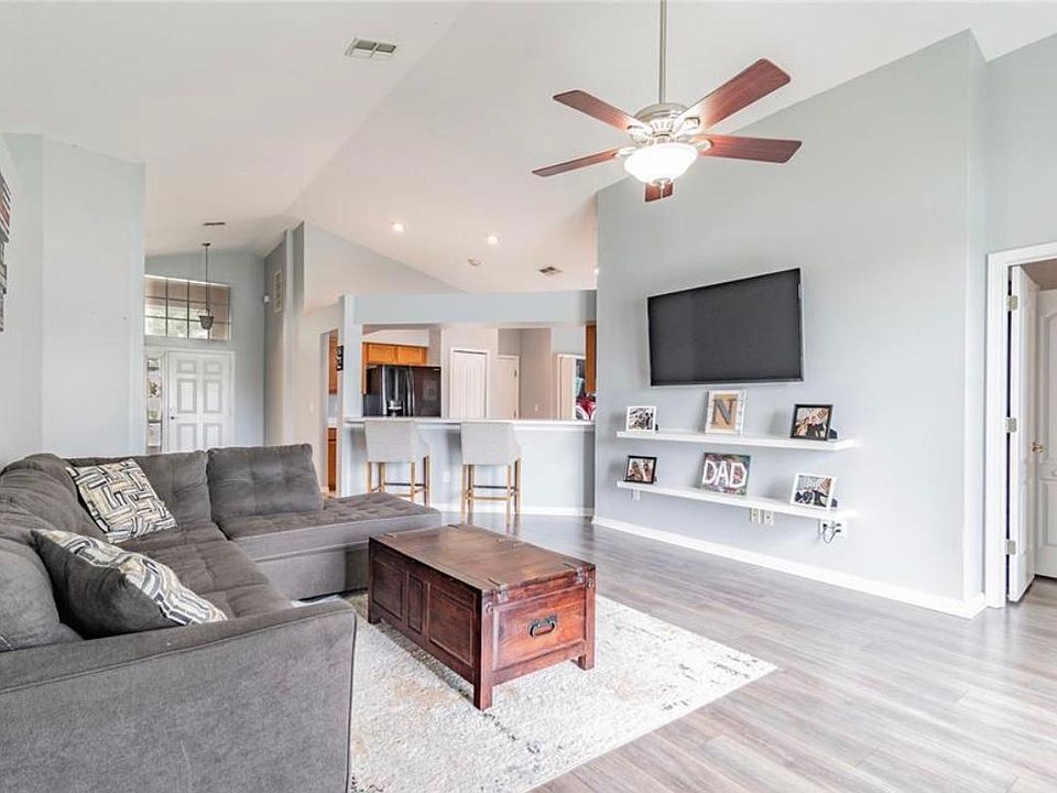 1st image of 7339 Cutwater Ln