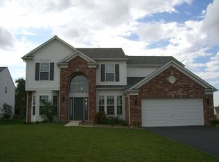 5 Ahman Ct, Bolingbrook, IL 60490