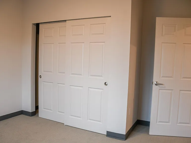 Kirkland Heights Apartments — Photo 45