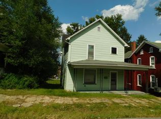 16 W Milford St, Mount Union, PA 17066