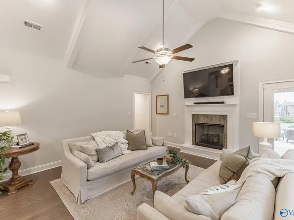 15587 Ironcrest Dr, Harvest, AL 35749