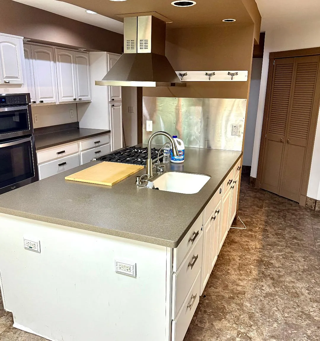 2 bed, 1100 sqft, $1,500 — Photo 1