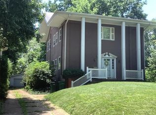 520 Oakwood Ave, Saint Louis, MO 63119