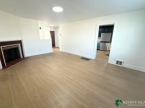 2nd image of 525 Hanover St