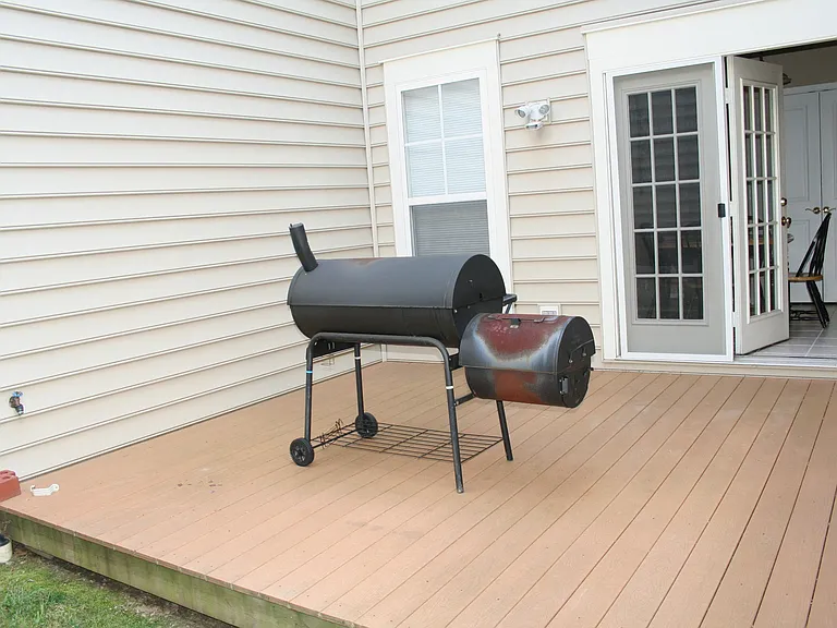 9135 Stonegarden Dr — Photo 38