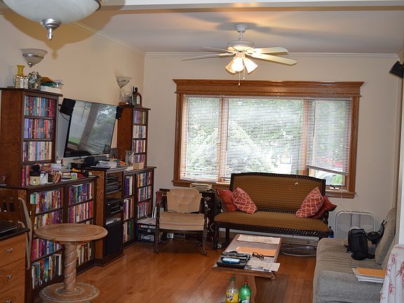 5th image of 4137 N Melvina Ave