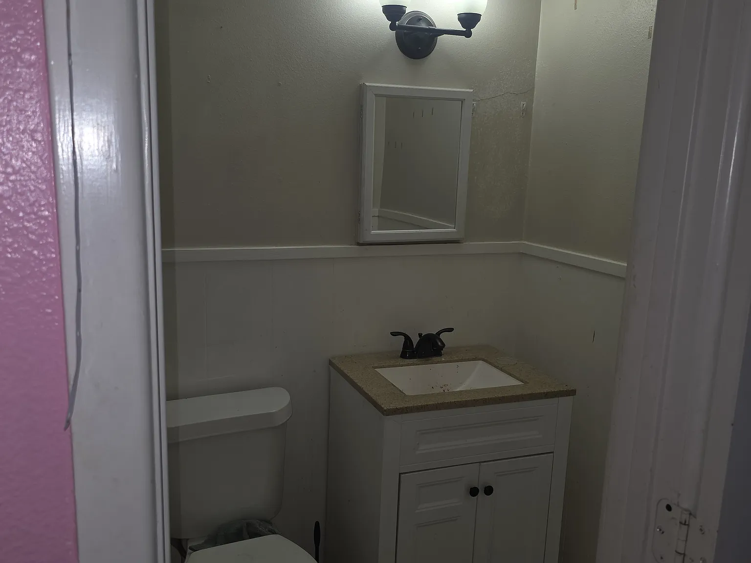 4 bed, 2.5 bath, 3500 sqft, $700 — Photo 1