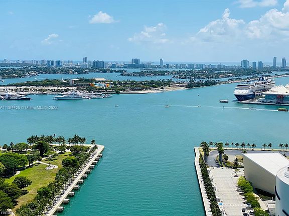 5th image of 888 Biscayne Blvd APT 3106