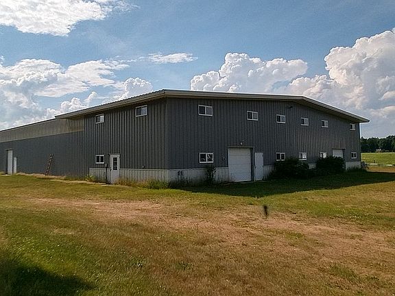 5th image of 2960 Hancock Lake Rd