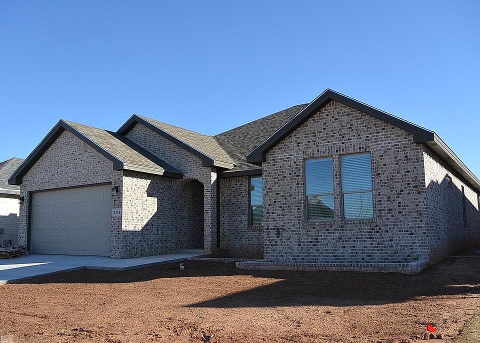1st image of 1204 Burgandy Dr
