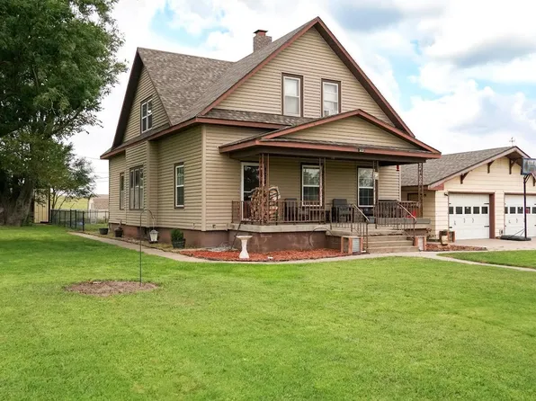 9 Kiowa Rd, Great Bend, KS 67530