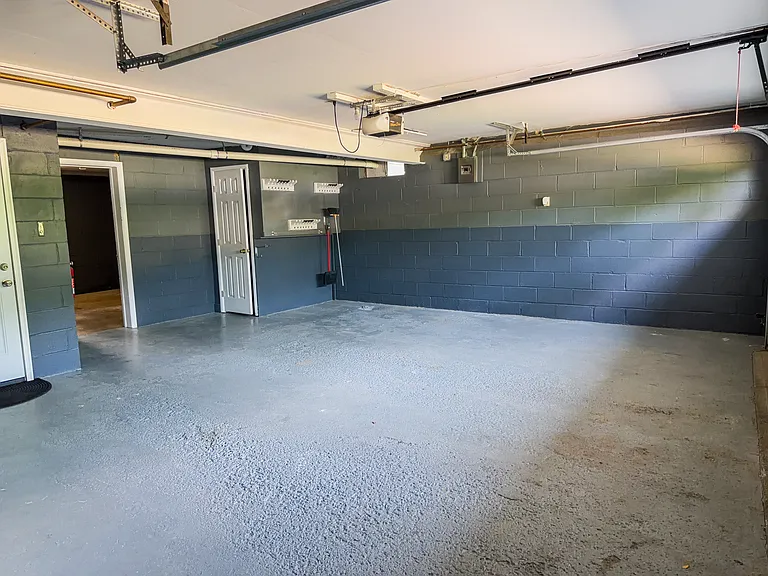 111 Woodland Ave — Photo 25