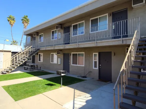 1380 E Bulldog Ln, Fresno, CA 93710