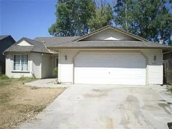 4437 May St photo 1