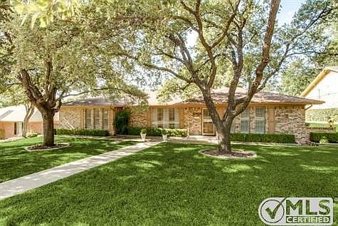 2nd image of 10835 Carissa Dr
