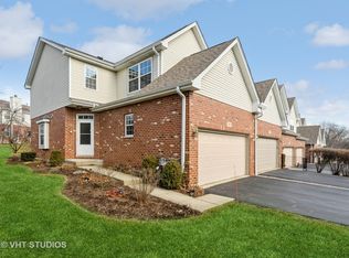 557 Goodwin Dr, Bolingbrook, IL 60440