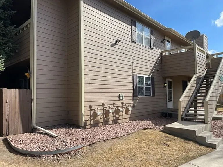 4349 Hunting Meadows Cir — Photo 1