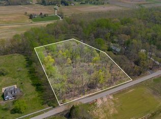 8801 Schaeffer Rd, Evansville, IN 47720