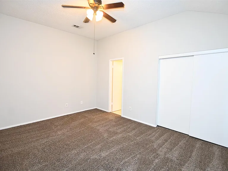 6702 Garden Canyon Dr — Photo 11