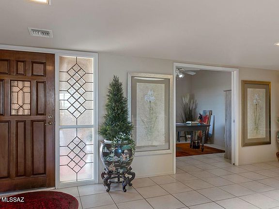 4th image of 4402 N Camino Ferreo