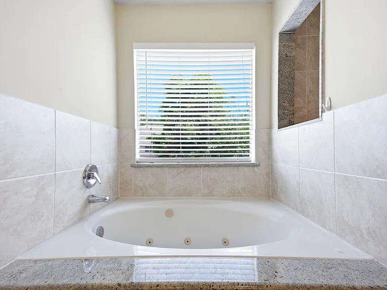 3126 Waters View Dr — Photo 35
