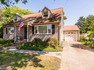 331 Temple Blvd, Palmyra, NJ 08065