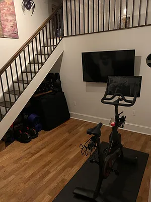 Rented by Dream Space Realty | media 17