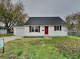 1207 Greenfield Dr, Greenfield, IN 46140