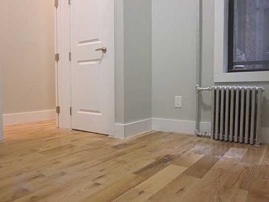 5th image of 39 Kingsland Ave #2F