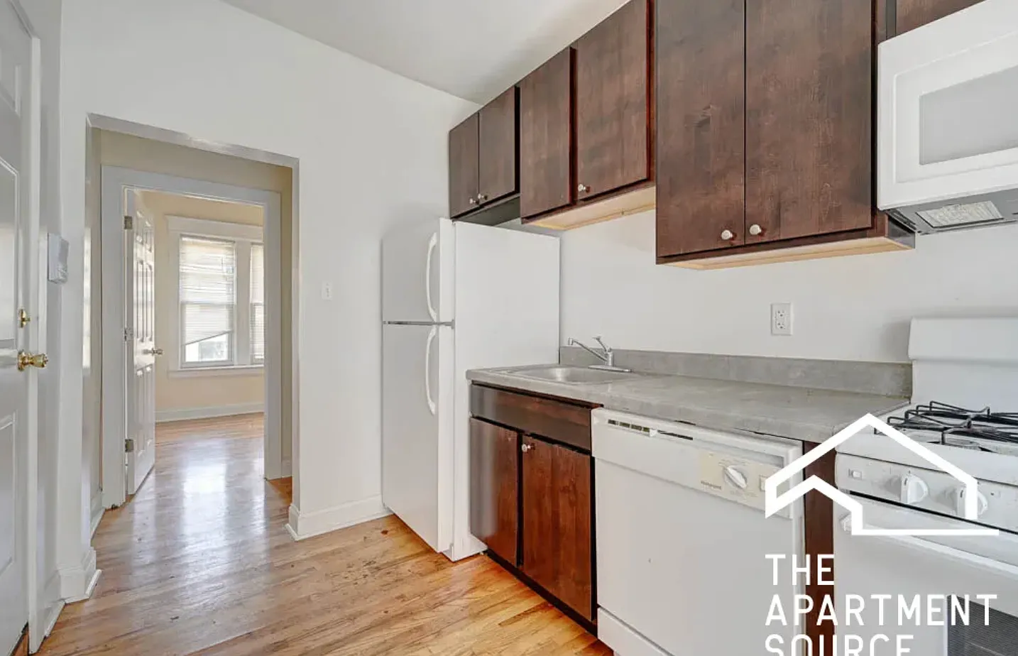 4 bed, 1278 sqft, $2,995 — Photo 4