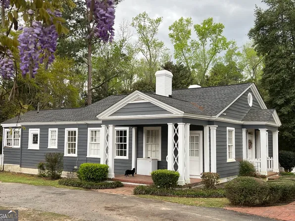 419 W Main St, Swainsboro, GA 30401