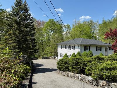 2355 Vista Court, Yorktown Heights, NY, 10598