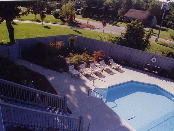 4th image of 4 Mountain Ash Ln APT 354