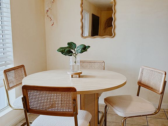 4th image of 4955 Hanawai St