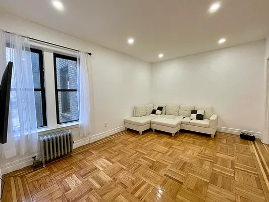 Rented by Mauro Bros Real Estate Services LLC | media 3