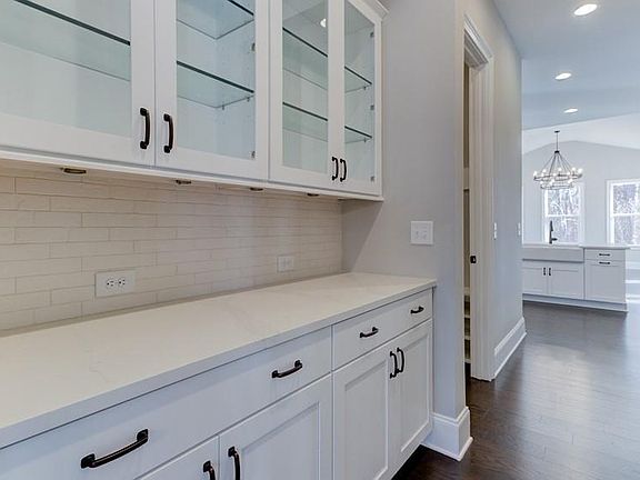 5th image of 5083 Dinant Dr